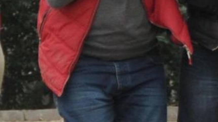 Uyuşturucu, Tabanca , Av T&uuml;feği, Muşta Ve Bı&ccedil;akla Yakalandılar