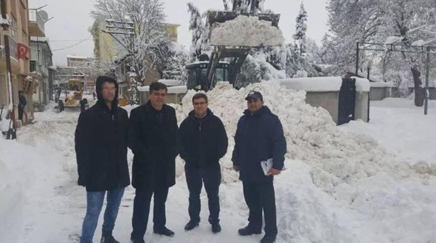 Pazaryeri&rsquo;nde Kar 80 Santimetreye Ulaştı