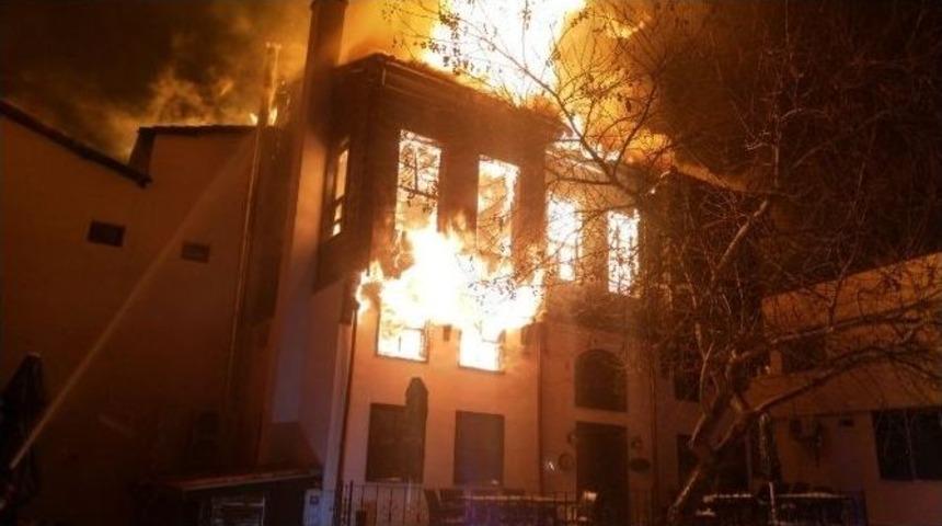 Butik Otel Cayır Cayır Yandı