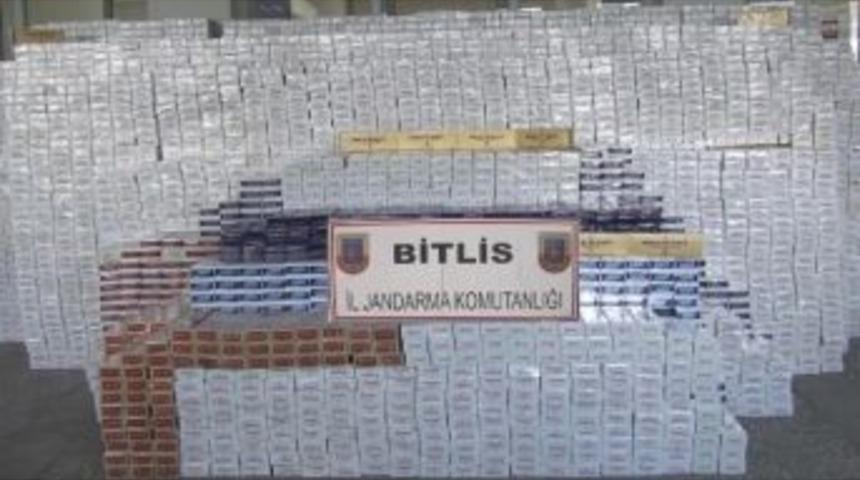 Bitlis&rsquo;te 20 Bin 110 Paket Ka&ccedil;ak Sigara Ele Ge&ccedil;irildi