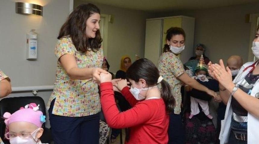 Nakilli &Ccedil;ocuklar Yeni Yılı Kutladı