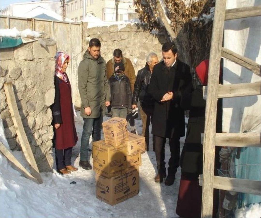 Bulanık Sydv&rsquo;den İhtiya&ccedil; Sahibi Ailelere Yardım