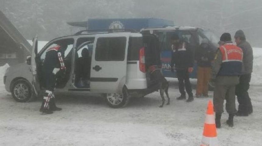 Uludağ'da Kar Kalınlığı 2 Metre 32 Santim (2)