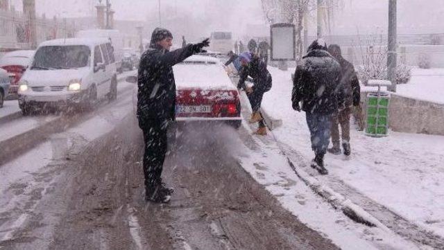 Edirne'de 5 Santim Kar Hayatı Durdurma Noktasına Getirdi