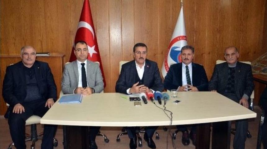 G&uuml;mr&uuml;k Ve Ticaret Bakanı B&uuml;lent T&uuml;fenkci: