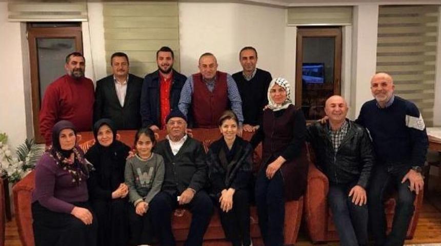 Bakan &Ccedil;avuşoğlu Baba Ocağında