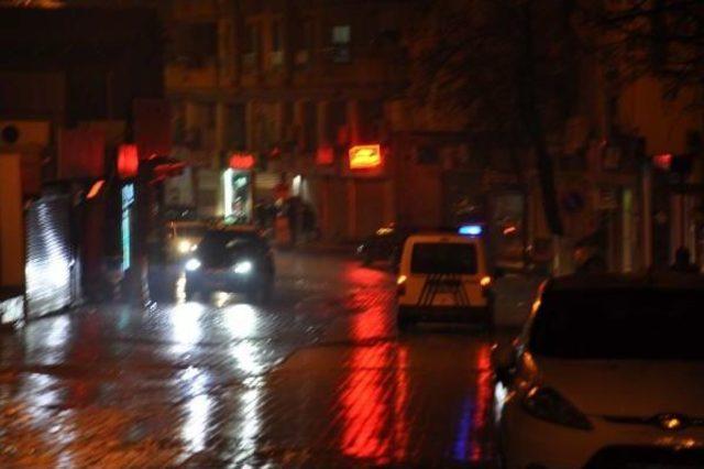 İslahiye, Yeni Yıla Silah Sesleriyle Girdi 1