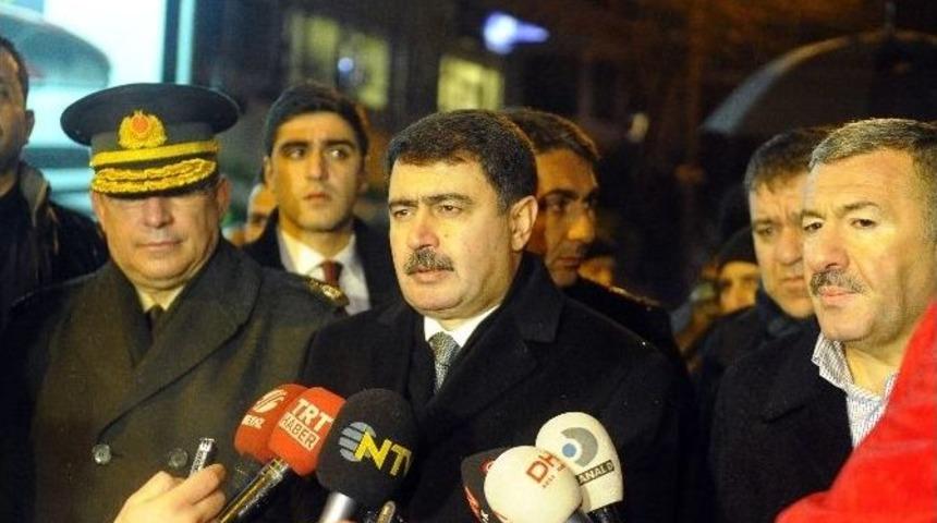 Vali Vasip Şahin: "en Az 35 Vatandaşımız Hayatını Kaybetti"