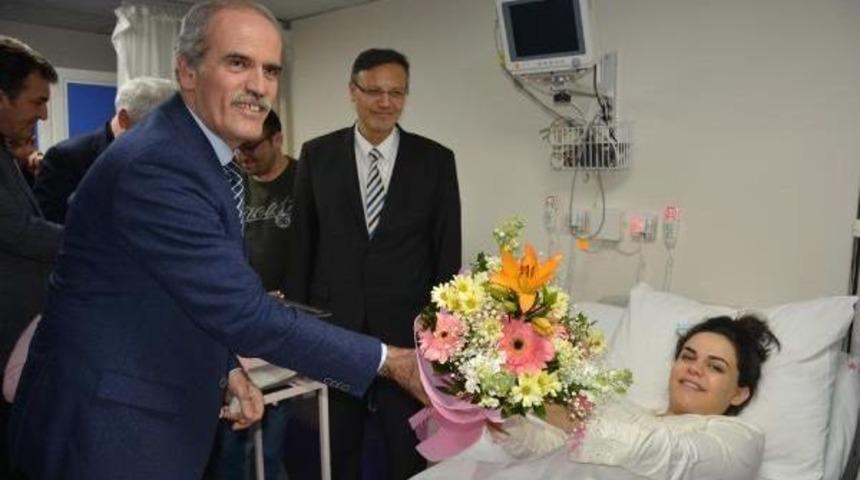 Başkan Altepe'den 2016'nın Son 2017'nin Ilk Bebeğine &Ccedil;eyrek Altın