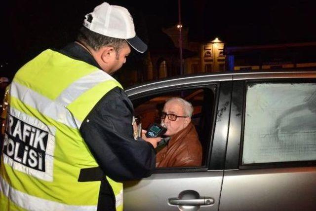 Adana'da Yılın Ilk Trafik Cezası, Alkollü Sürcüye