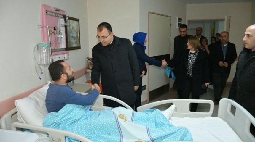 Vali Toprak 2016&rsquo;nın Son Saatlerini El Bab Gazisi İle Ge&ccedil;irdi