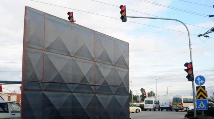 Kamyonetin Tehlikeli Yolculuğu