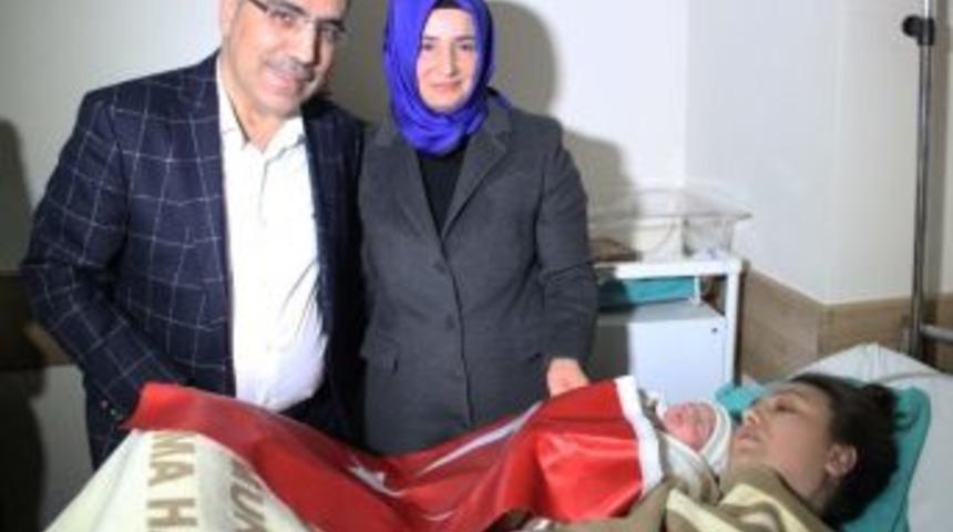 (d&uuml;zeltme) 13 Yıllık Bebek Hasretleri Yeni Yılda Bitti