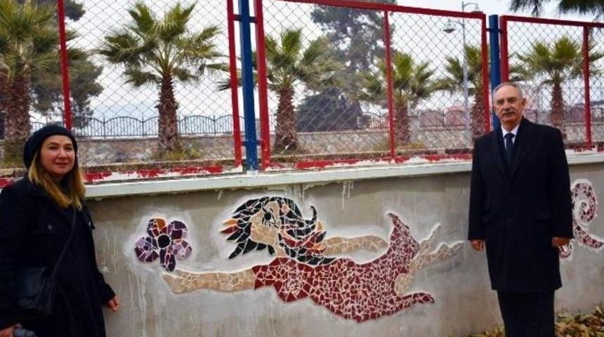 İncirliova&rsquo;da Duvarlar Sanatla S&uuml;sleniyor