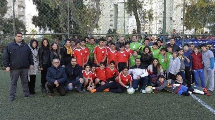 Muratpaşa Et&uuml;t Merkezleri Yeşil Sahada Karşılaştı