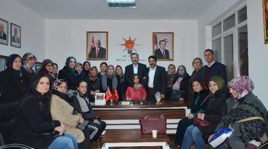 Ak Parti Seyitgazi İl&ccedil;e Y&uuml;r&uuml;tme Kurulu Toplantısı Yapıldı