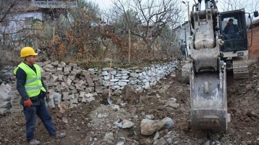 &Ccedil;alışmaları Soğuk Hava Da Durduramadı