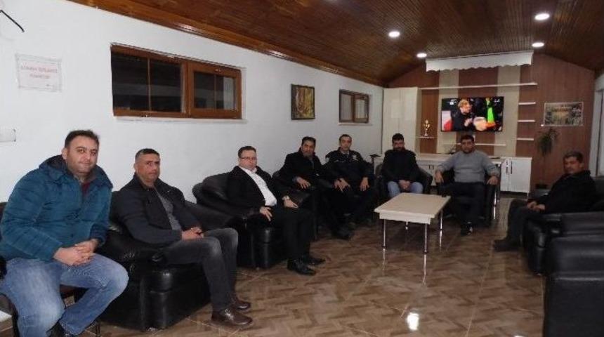 Kaymakam Zadeleroğlu Yeni Yılı Polislerle Karşıladı