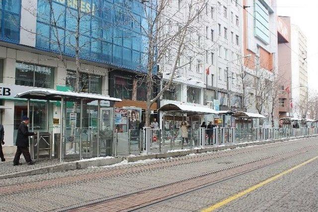 Eskişehir’de Yılbaşı Sonrası Sokaklar Boş Kaldı