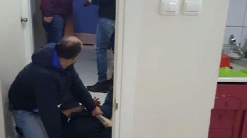 Ayvalık'ta Yılbaşı Gecesi Uyuşturucu Operasyonu: 3 G&ouml;zaltı