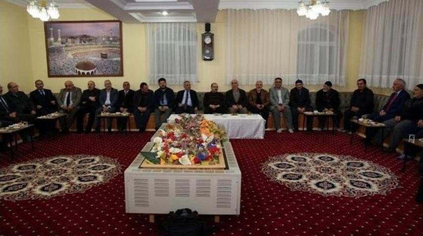 Vali İsmail Ustaoğlu, Veli Şaban Mahallesi Sakinleriyle Bir Araya Geldi