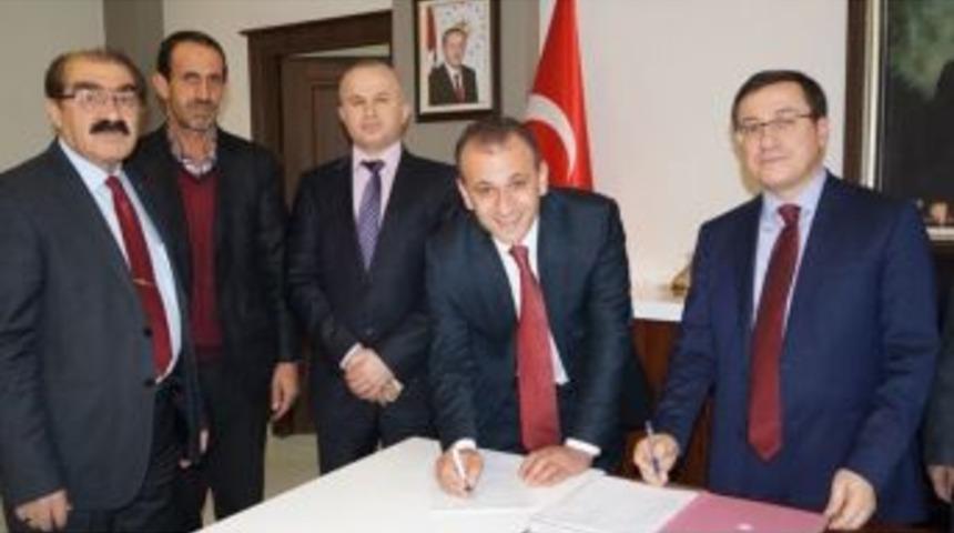İn&ouml;n&uuml; &Uuml;niversitesi&rsquo;nde Toplu S&ouml;zleşme İmzalandı