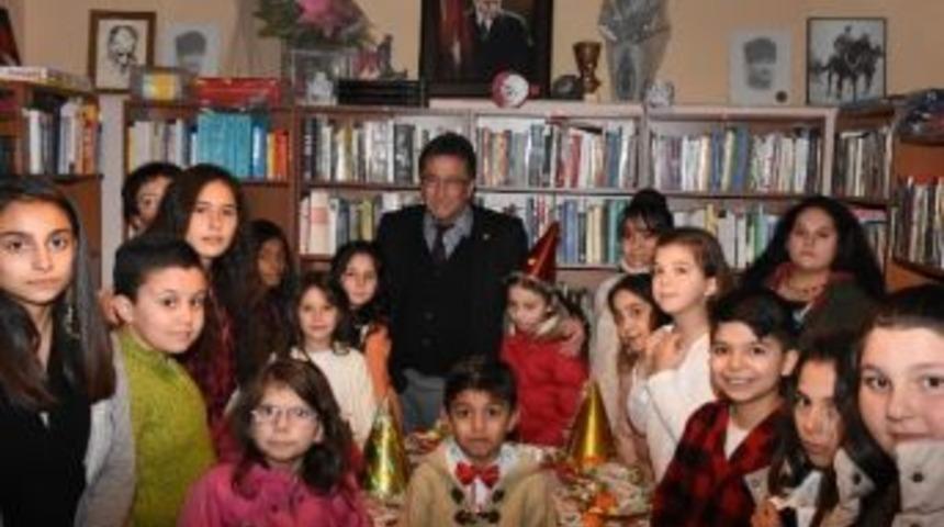 Başkan Saka Yeni Yıla &Ccedil;ocuklar İle Girdi