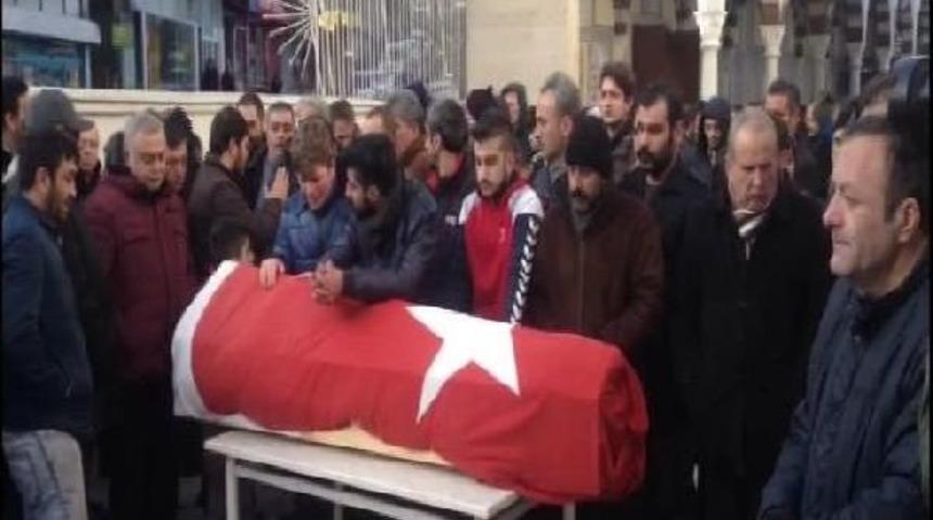 Reina'nın Kapısında Ter&ouml;re Kurban Gitti (1)