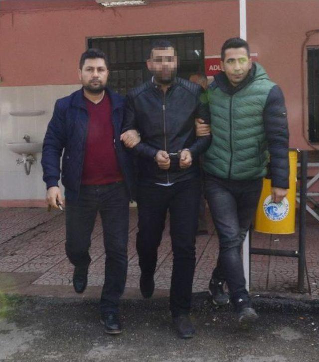 Yeni Yılın Ilk Saatlerinde Lüks Araç Içinde Ölü Bulundu (3)