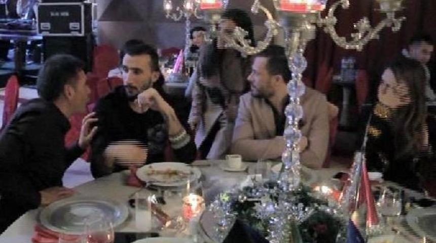 Fenerbah&ccedil;eli Mehmet Topal, Yeni Yıla Kartalkaya'da Girdi