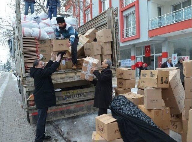 Kula’dan Halep’e Kömür Ve Soba Yardımı