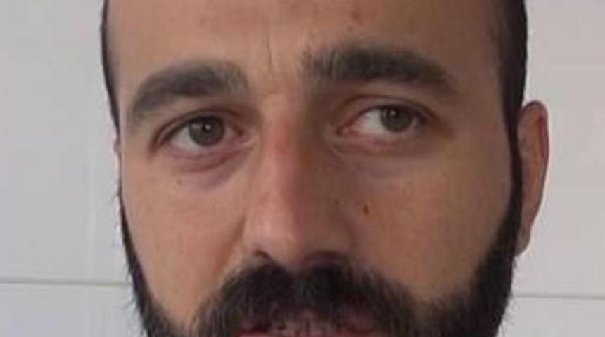 Sa&ccedil; Ektiren Futbolcu Fahri Tatan, Erzurumspor'dan Atıldı