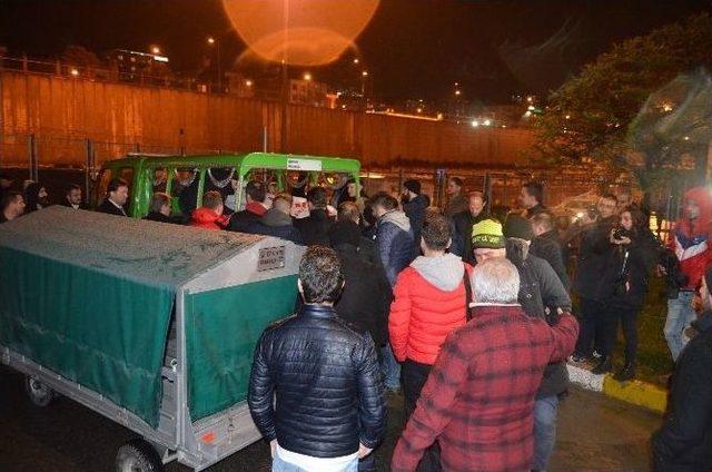 İstanbul’daki Saldırıda Hayatını Kaybeden Seymen’in Cenazesi Memleketi Trabzon’a Getirildi