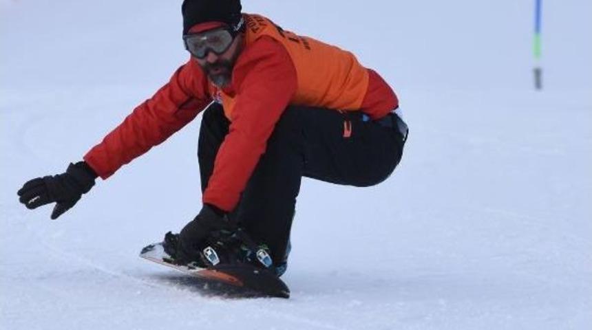 Sivas Yıldız Dağı'nda Kayak Keyfi