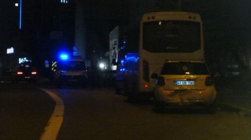 Kartal&rsquo;da Ş&uuml;pheli Ara&ccedil; Polisi Alarma Ge&ccedil;irdi