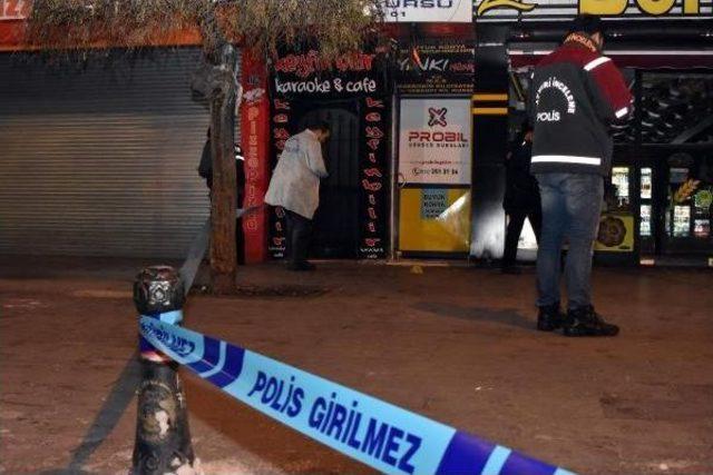 Konya da Bir Kafe De Bı&ccedil;aklı Kavga: 2 Yaralı 2