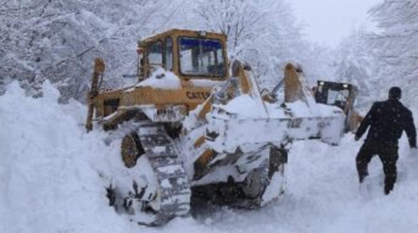 Bursa&rsquo;da Karla Kesintisiz M&uuml;cadele