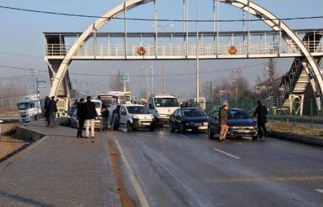 Bartın'da 19 Araç Birbirine Girdi: 5 Yaralı