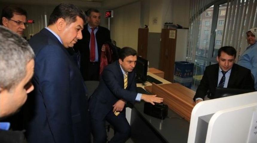 &Ccedil;ipli Kimlik Başvuruları Başladı