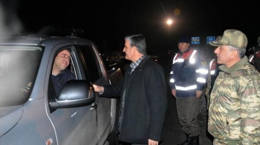 Vali &Ouml;zefe, G&uuml;venlik G&uuml;&ccedil;lerinin Yeni Yılını Kutladı