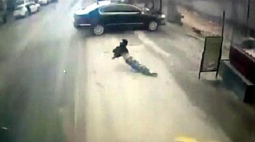 Gaziantep'te, 1 &Ccedil;ocuğun &Ouml;ld&uuml;ğ&uuml; Kaza G&uuml;venlik Kamerasında