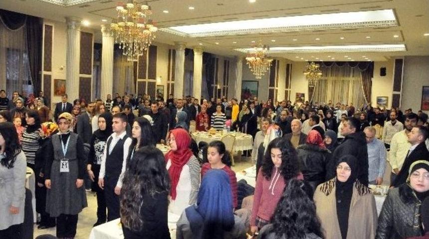 Gazi&rsquo;de &lsquo;fetih Gecesi&rsquo; Kutlandı