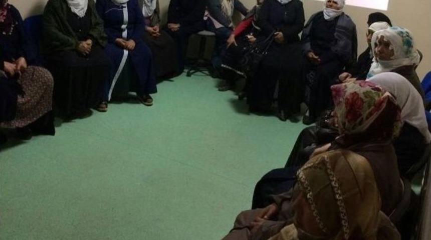 Horasan Toplum Sağlığı Merkezi T&uuml;berk&uuml;loz Hakkında Bilgilendirdi