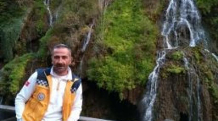 Avda Kazayla Kendini Vuran Ambulans Şof&ouml;r&uuml; Hayatını Kaybetti