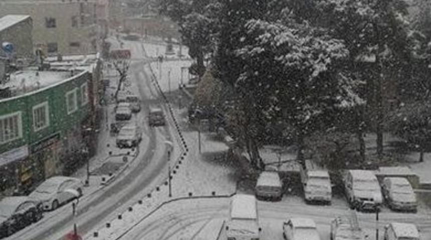 Mut&rsquo;ta Kar Hayatı Olumsuz Etkiliyor