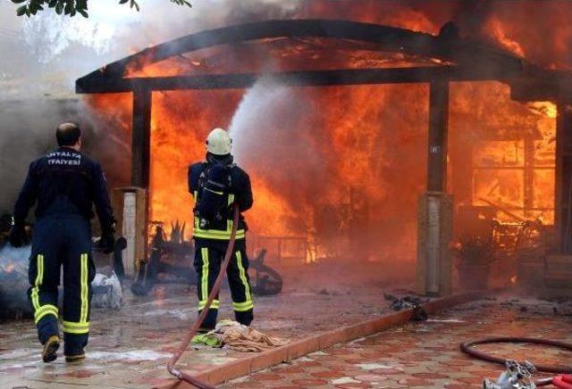 Kemer de Hamam Alev Alev Yandı 1