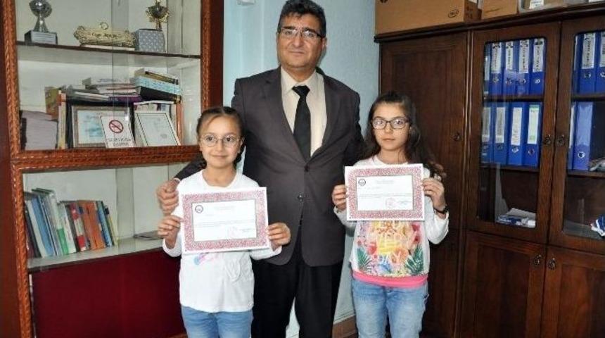 2 Kardeş Kumbaradaki Paralarını Halepli &Ccedil;ocuklara Bağışladı