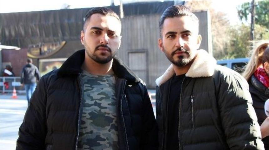 Ortak&ouml;y Saldırısından Yara Almadan Kurtulan Kuzenler Olay Yerine Geldi