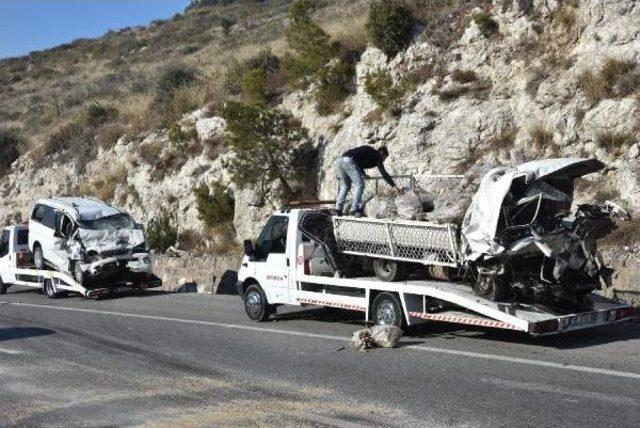 Odun Satmaya Giden 2 Arkadaş Kazada Öldü