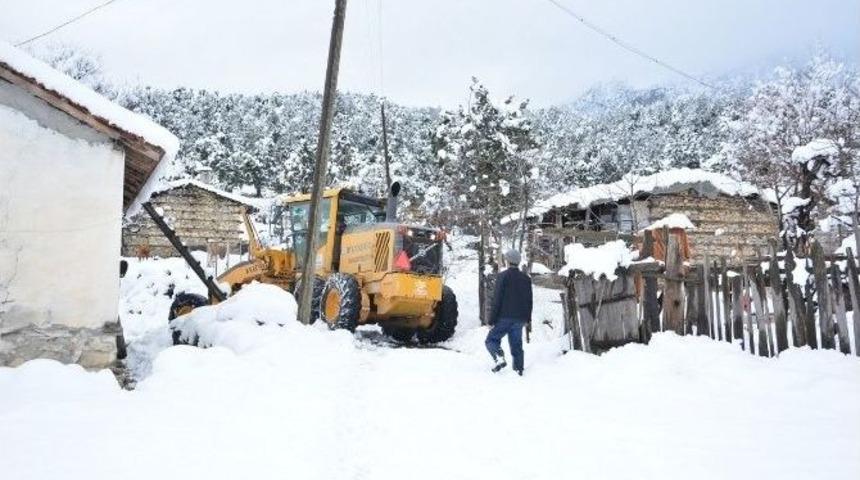 Manavgat&rsquo;ta Karla M&uuml;cadele &Ccedil;alışmaları